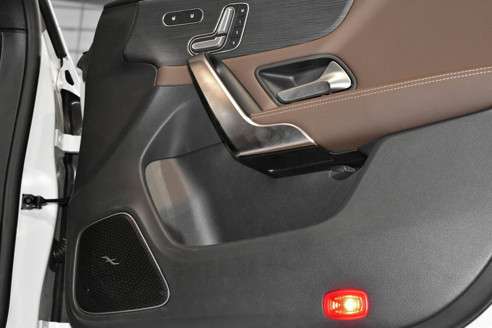 Nikon D5500 sample photo. Seat, car, control, mechanism photography