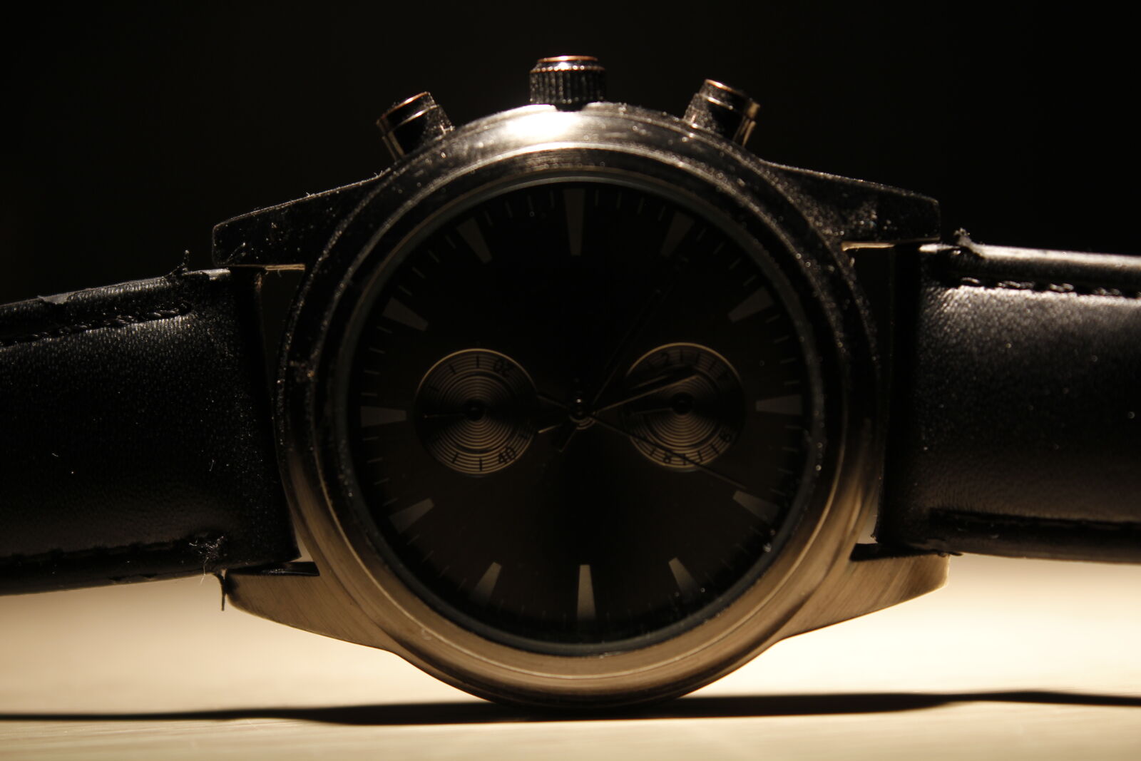 Canon EOS 600D (Rebel EOS T3i / EOS Kiss X5) sample photo. Close, up, of, clock photography