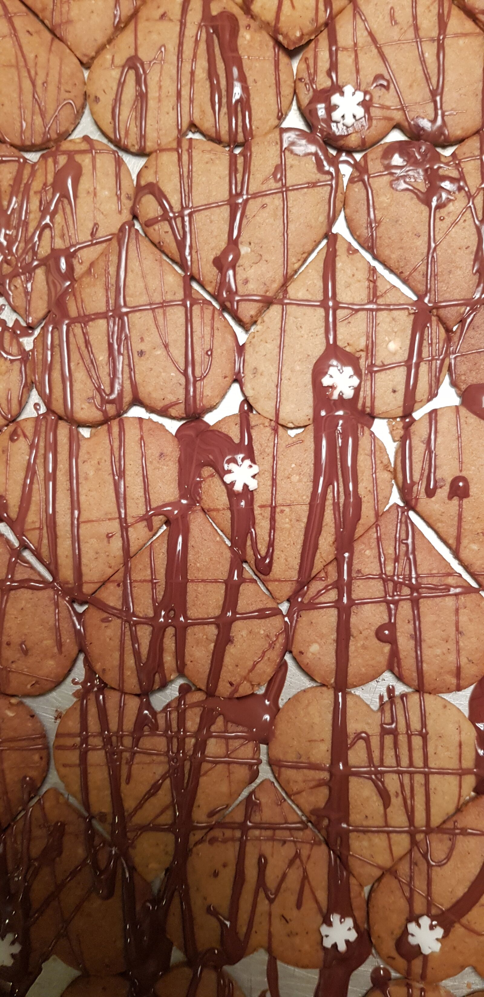 Samsung Galaxy S8 sample photo. Christmas biscuits, cookies, cookie photography