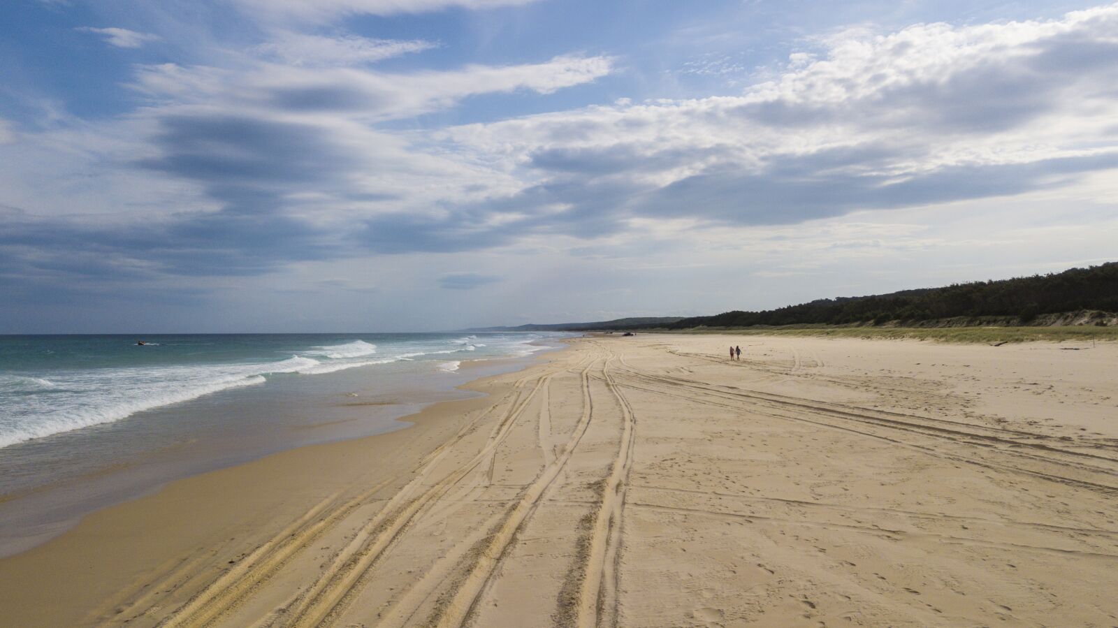 DJI FC220 sample photo. Beach, empty, waves photography