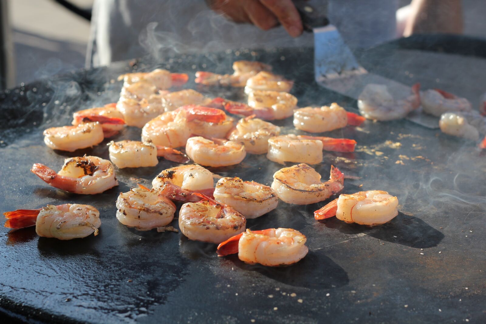 Canon EOS 550D (EOS Rebel T2i / EOS Kiss X4) sample photo. Shrimp, cooking, food photography