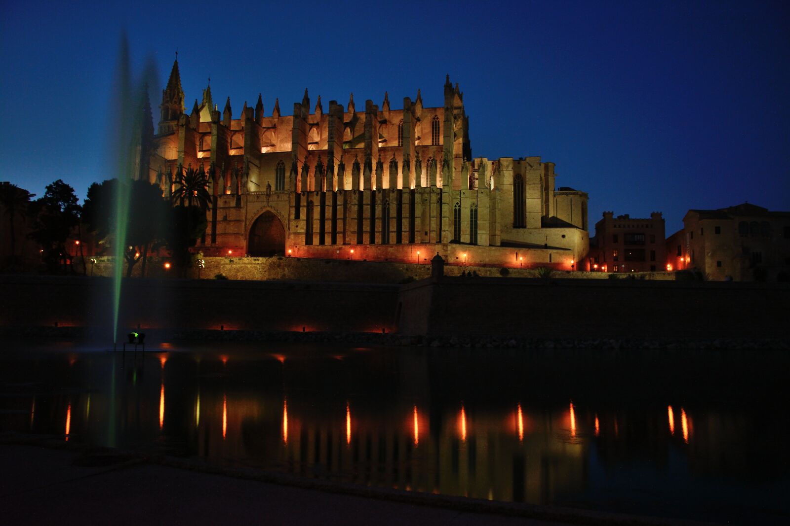 Nikon D5200 sample photo. Mallorca, cathedral, building photography