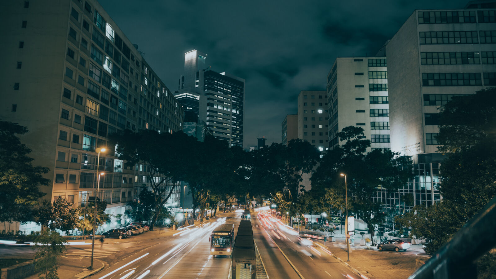Sony a6300 sample photo. Landscape, photography, of, cars photography