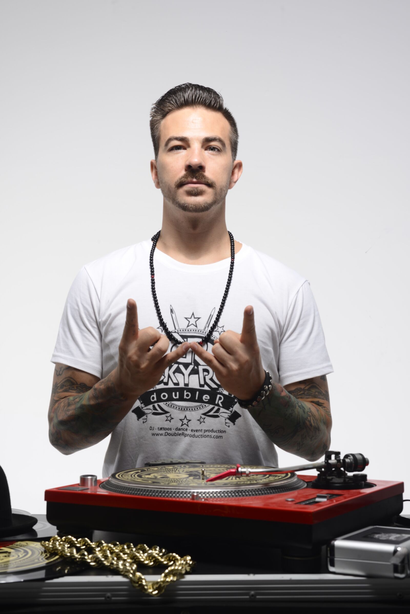 Nikon D800 sample photo. Dj, turntable, scratch photography