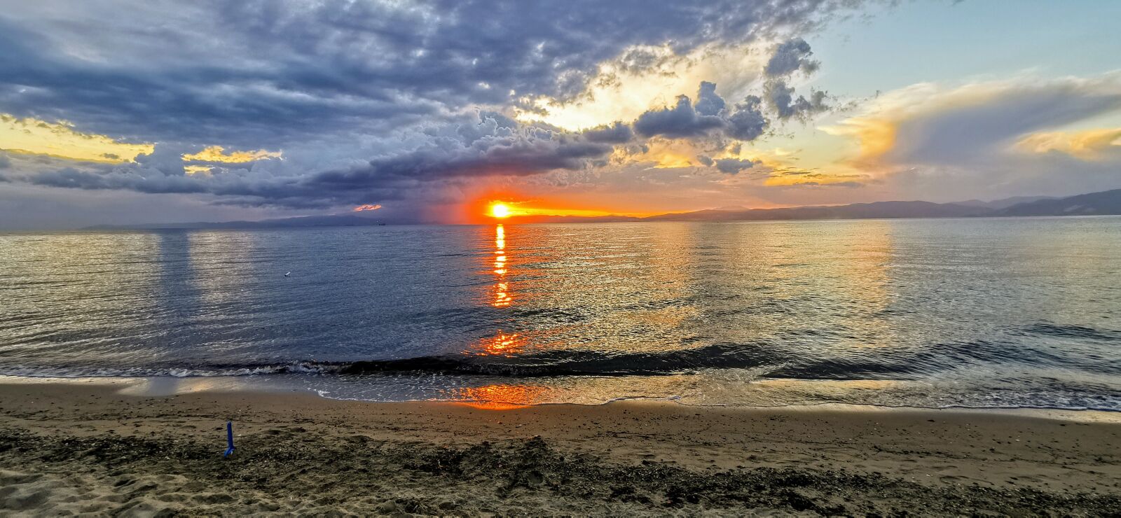 HUAWEI P30 Pro sample photo. Clouds, sea, summer photography