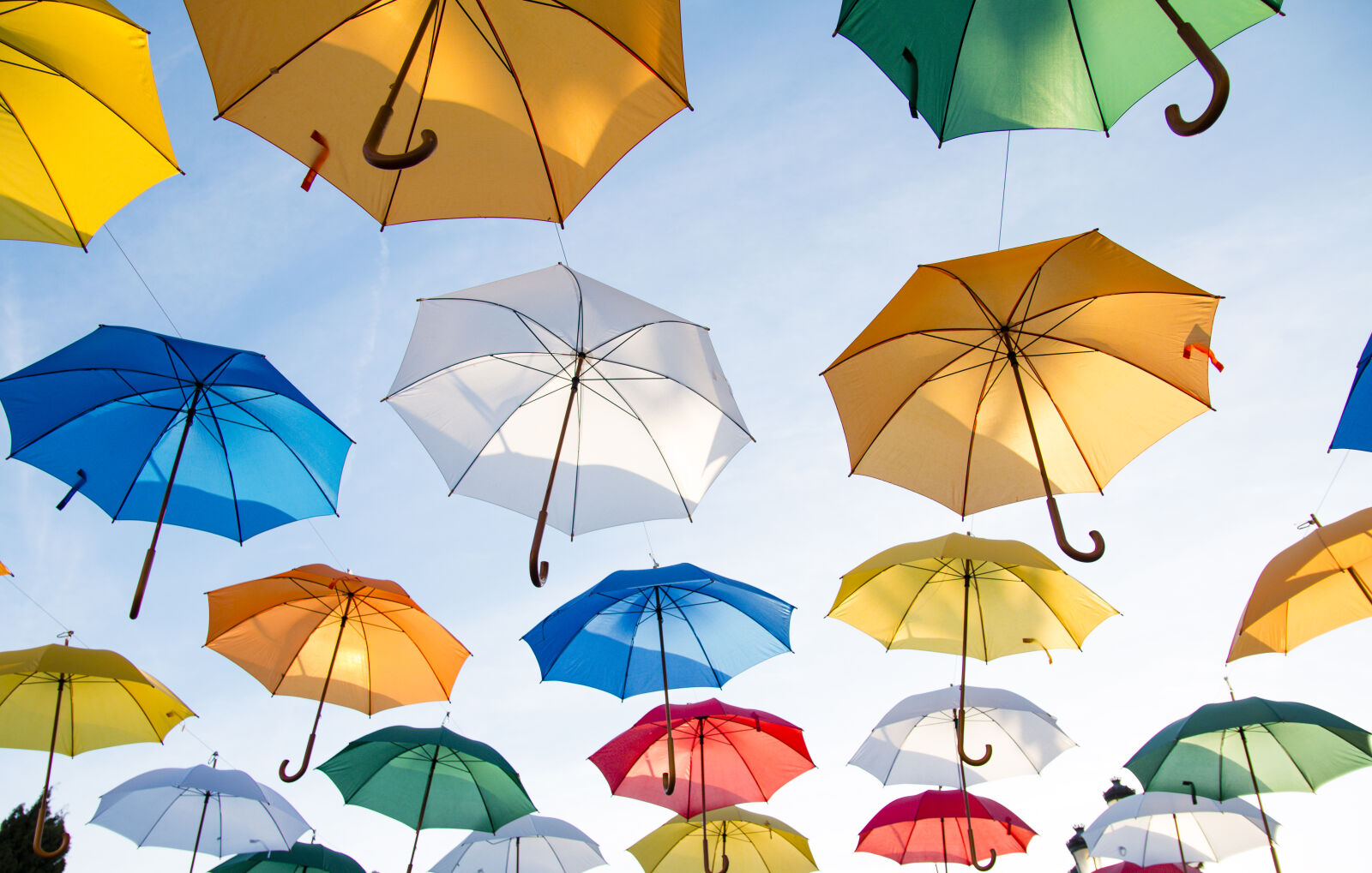 Canon EF-S 17-55mm F2.8 IS USM sample photo. Umbrellas, art, flying photography