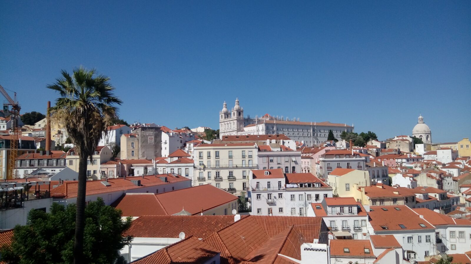 LG X POWER sample photo. Lisbona, hot, portugal photography