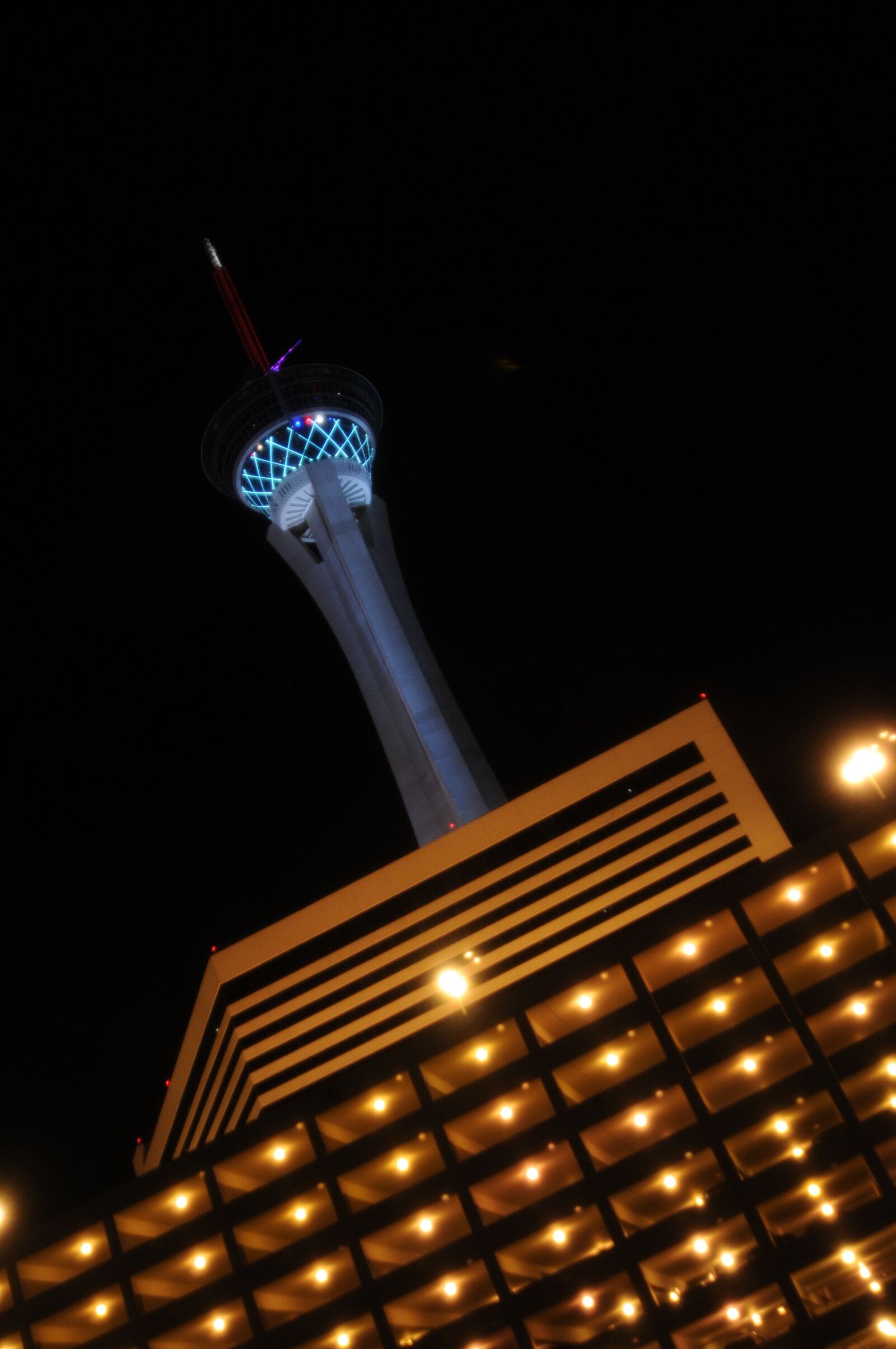 Nikon D300 sample photo. Vegas, las vegas, stratosphere photography