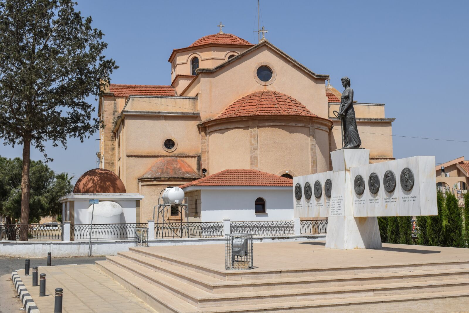 Nikon D3300 sample photo. Cyprus, avgorou, monument photography