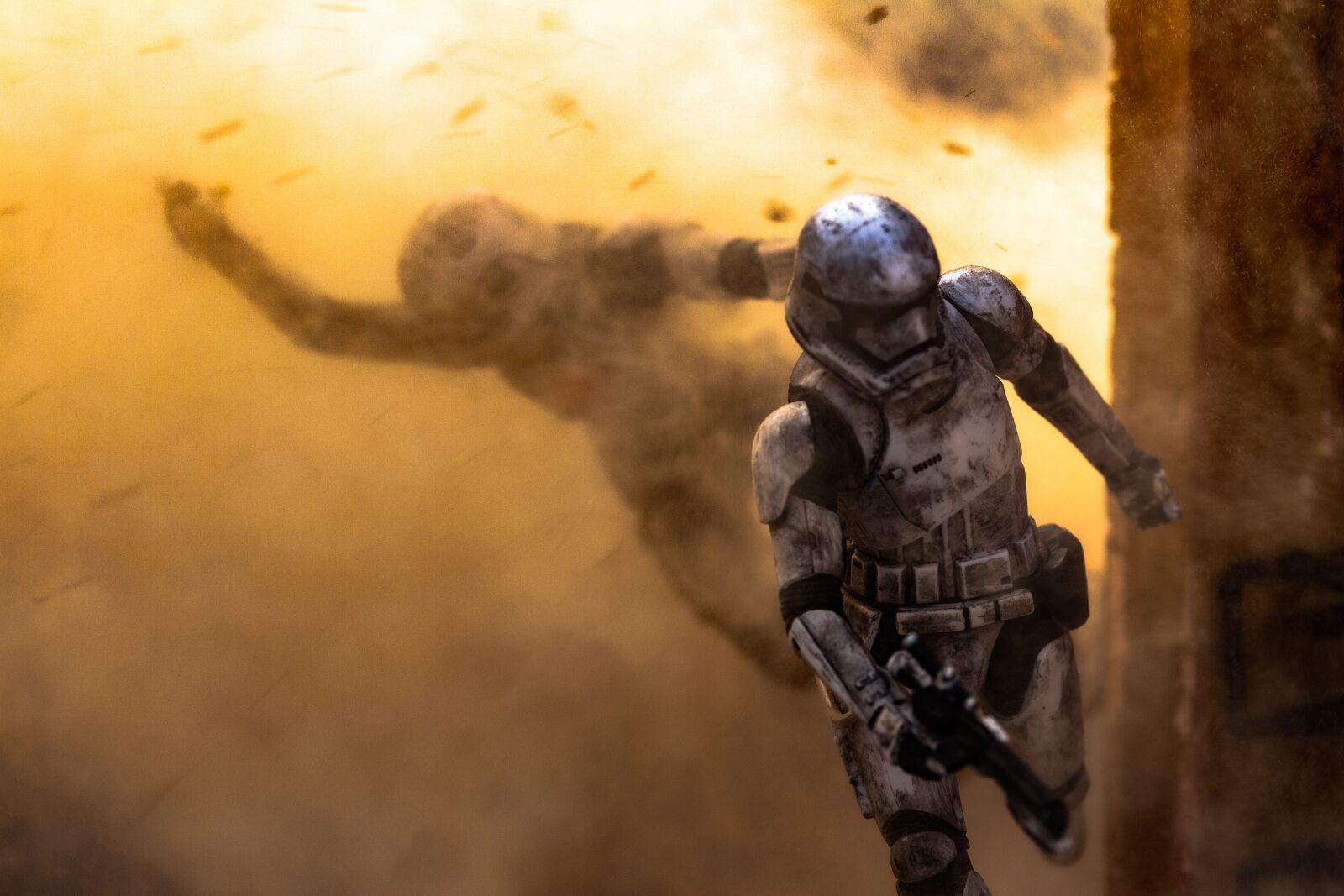 Canon EOS 700D (EOS Rebel T5i / EOS Kiss X7i) sample photo. Soldier, explosion, armor photography