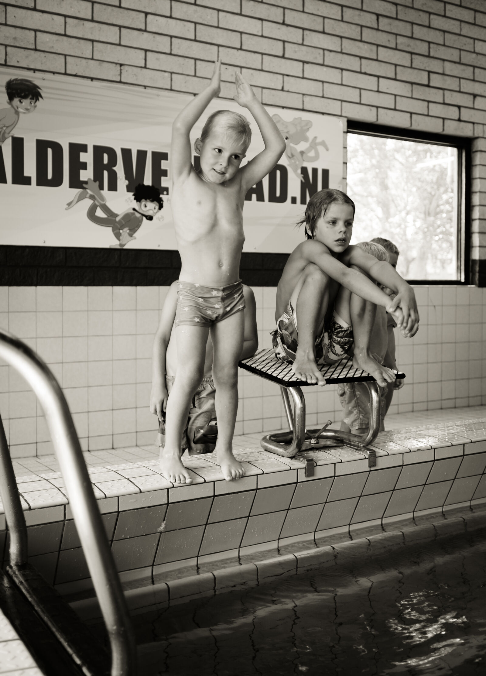 Fujifilm X100T sample photo. Swimming photography