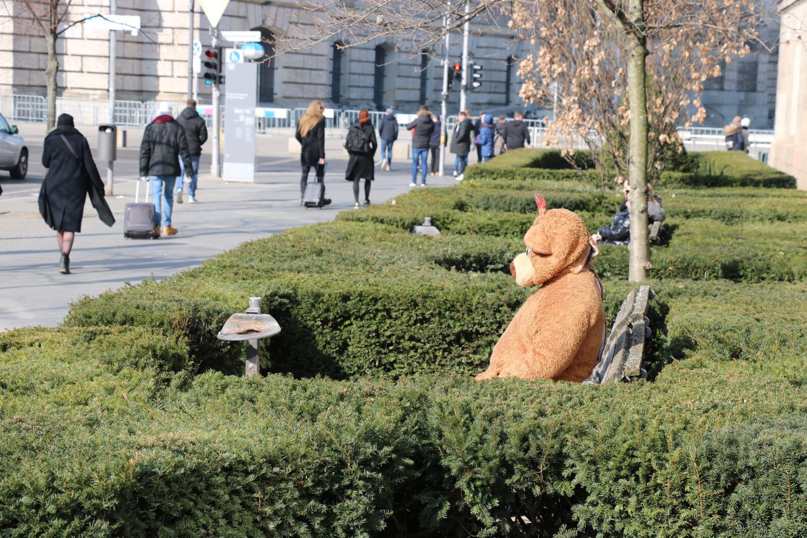 Canon EOS 750D (EOS Rebel T6i / EOS Kiss X8i) sample photo. Berlin, mascot, bears photography