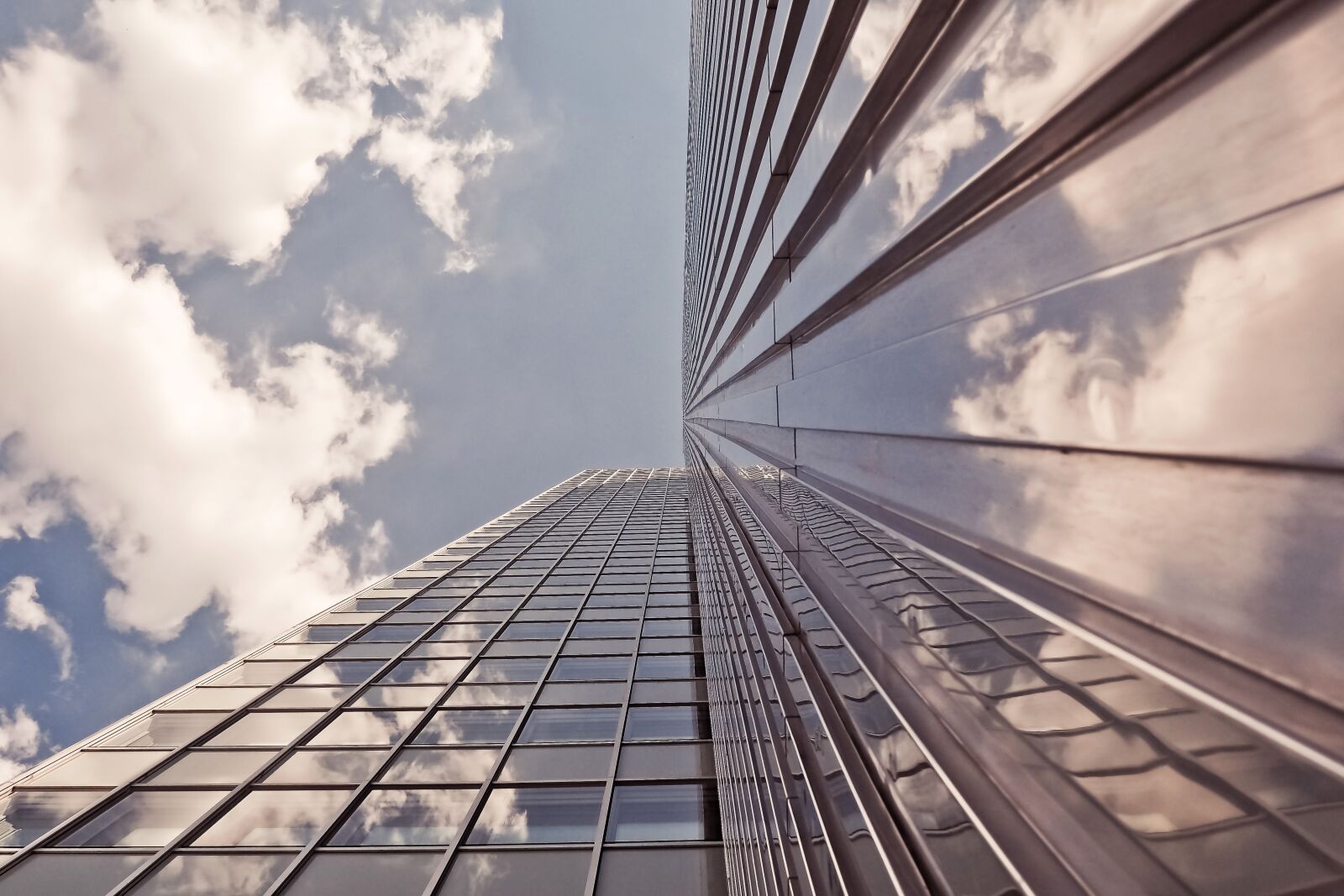 Olympus OM-D E-M10 sample photo. Architecture, glass, modern photography