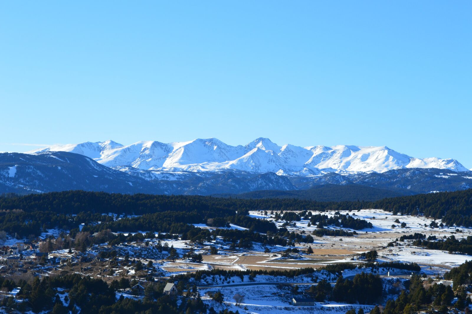 Nikon D3200 sample photo. Mountains, snow, summits photography