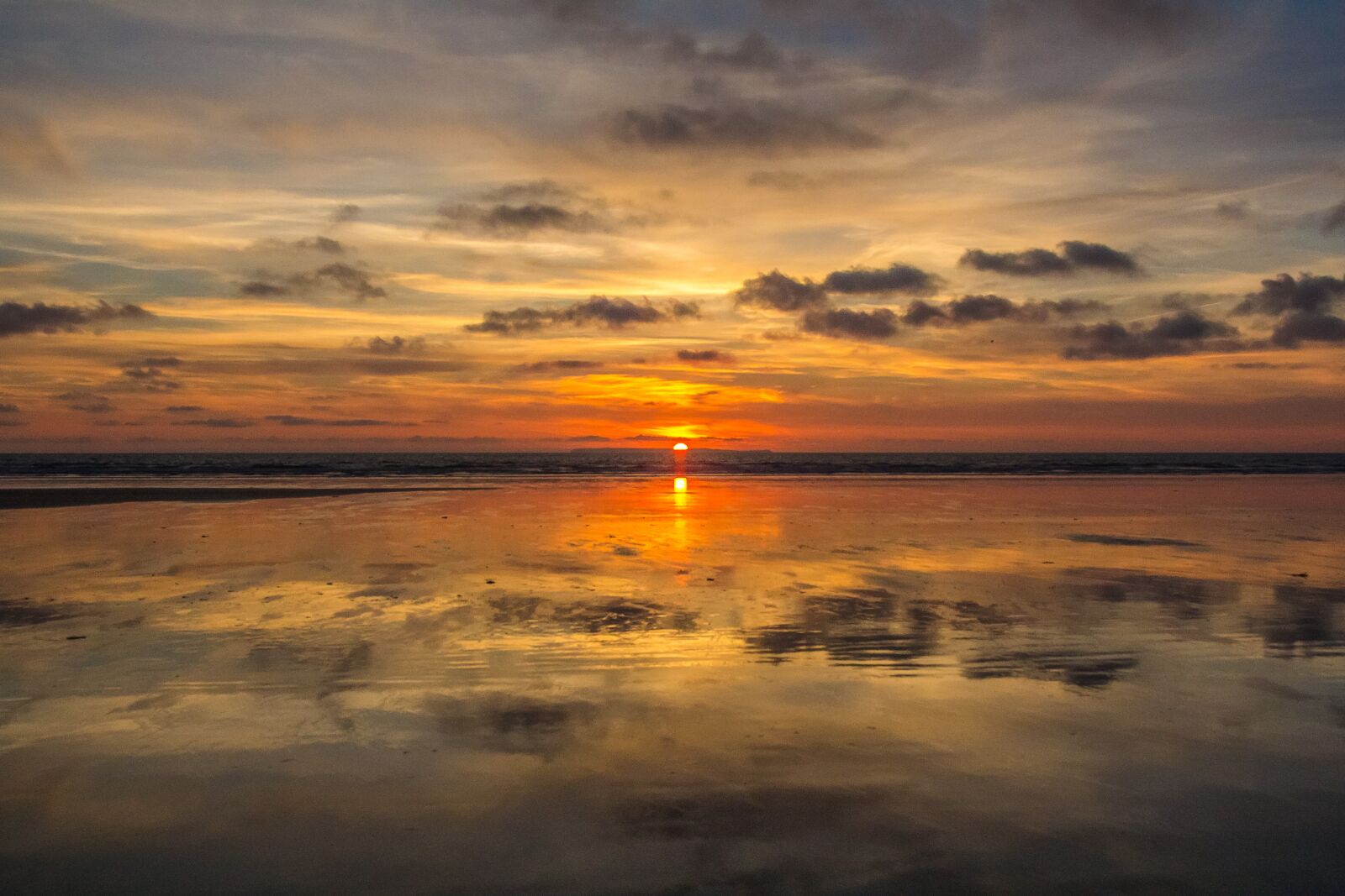 Canon EOS 60D + Canon EF 24-105mm F4L IS USM sample photo. Sunset, beach, low tide photography