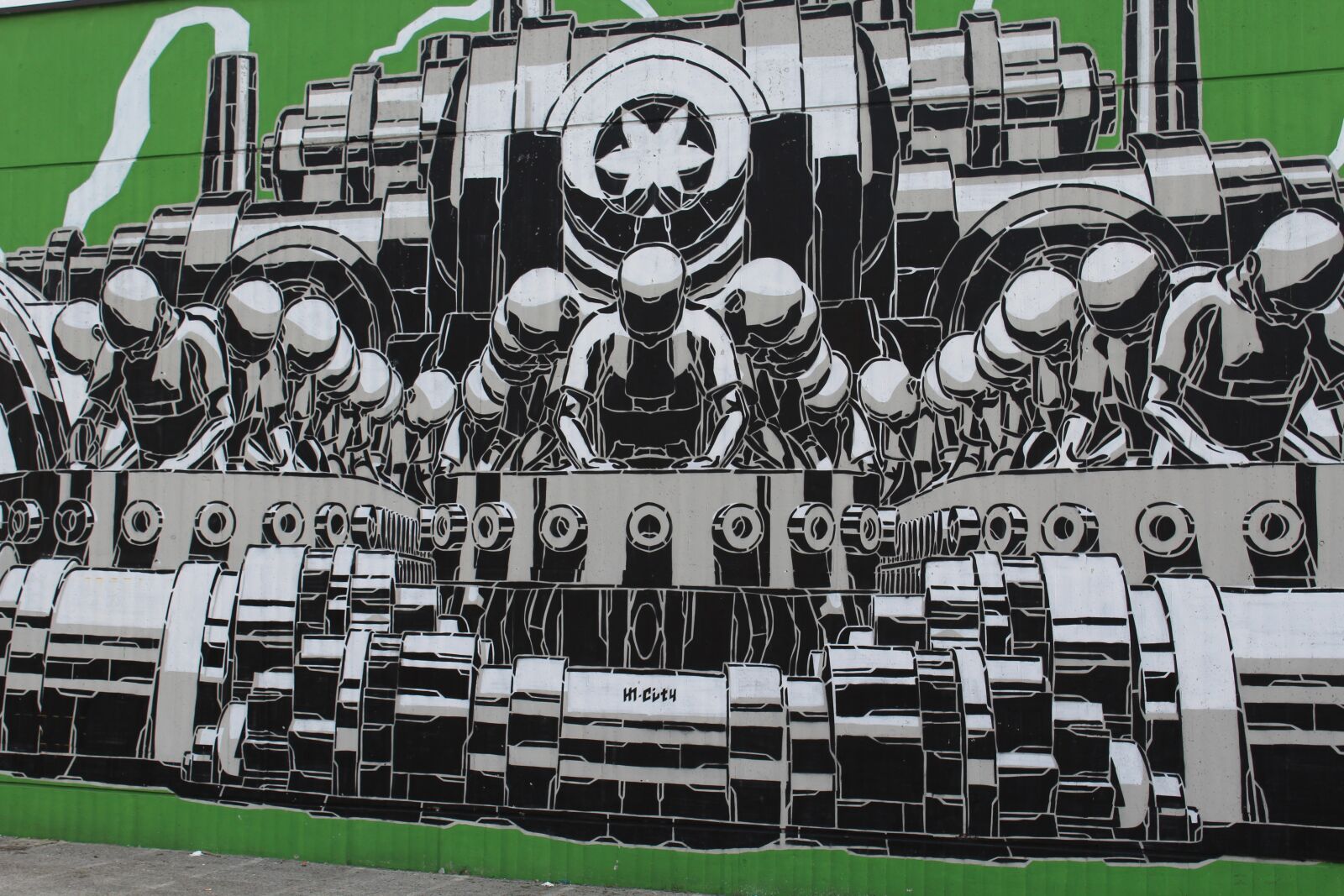 Canon EOS 1200D (EOS Rebel T5 / EOS Kiss X70 / EOS Hi) sample photo. Murals, lecco, street art photography