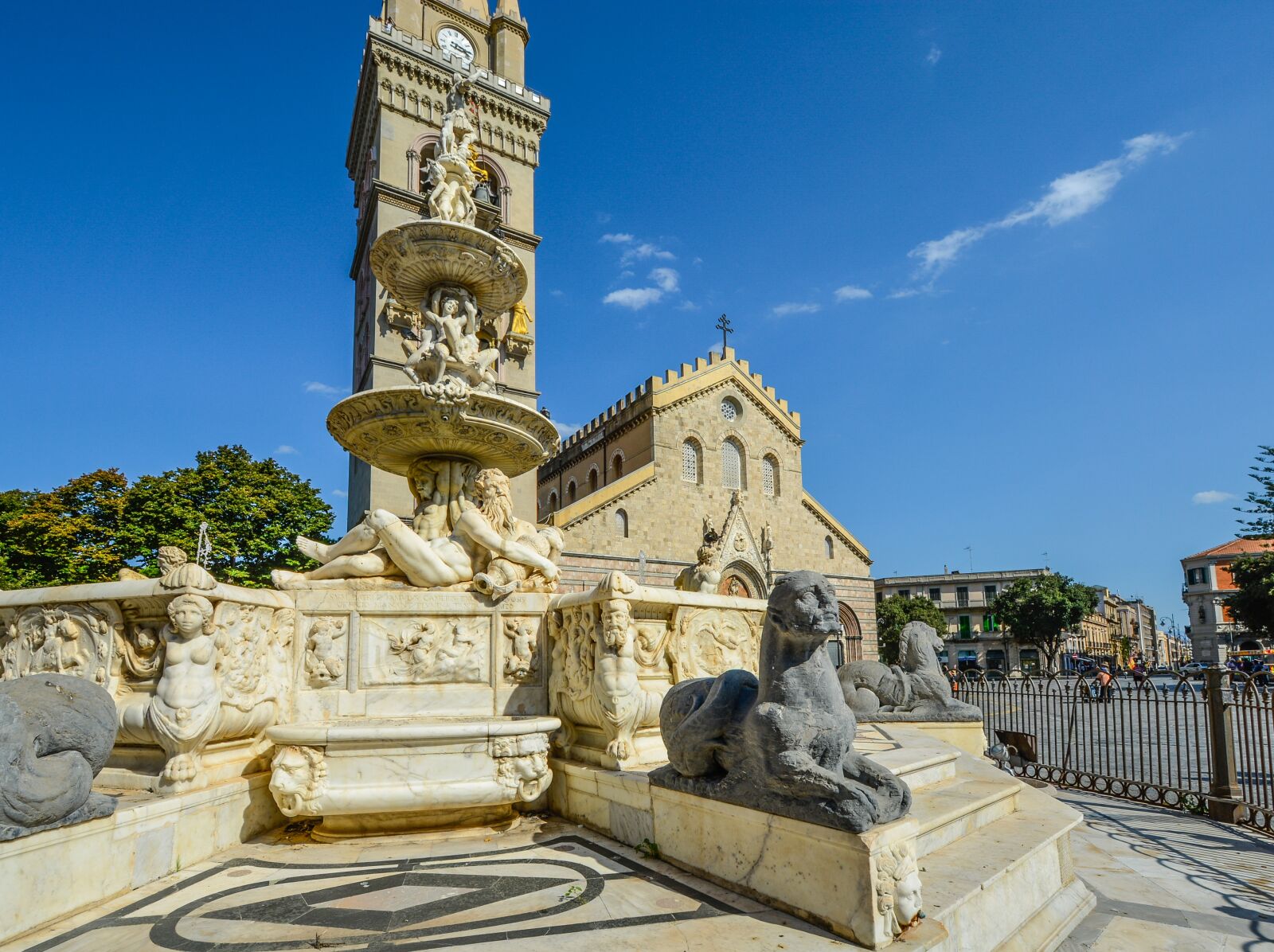 Nikon D5200 sample photo. Sicily, sculpture, messina photography