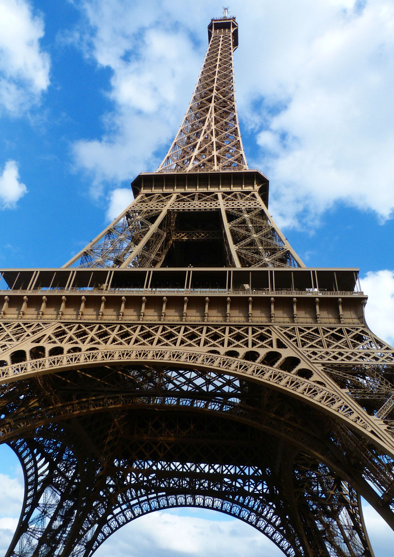 Panasonic Lumix DMC-FZ40 (Lumix DMC-FZ45) sample photo. Paris, eiffel tower, places photography