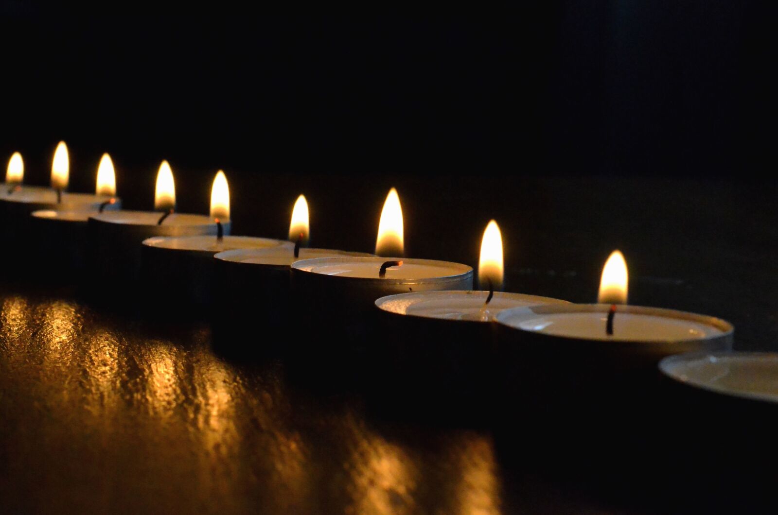 Nikon D5100 sample photo. Wax, candle, flame, heat photography