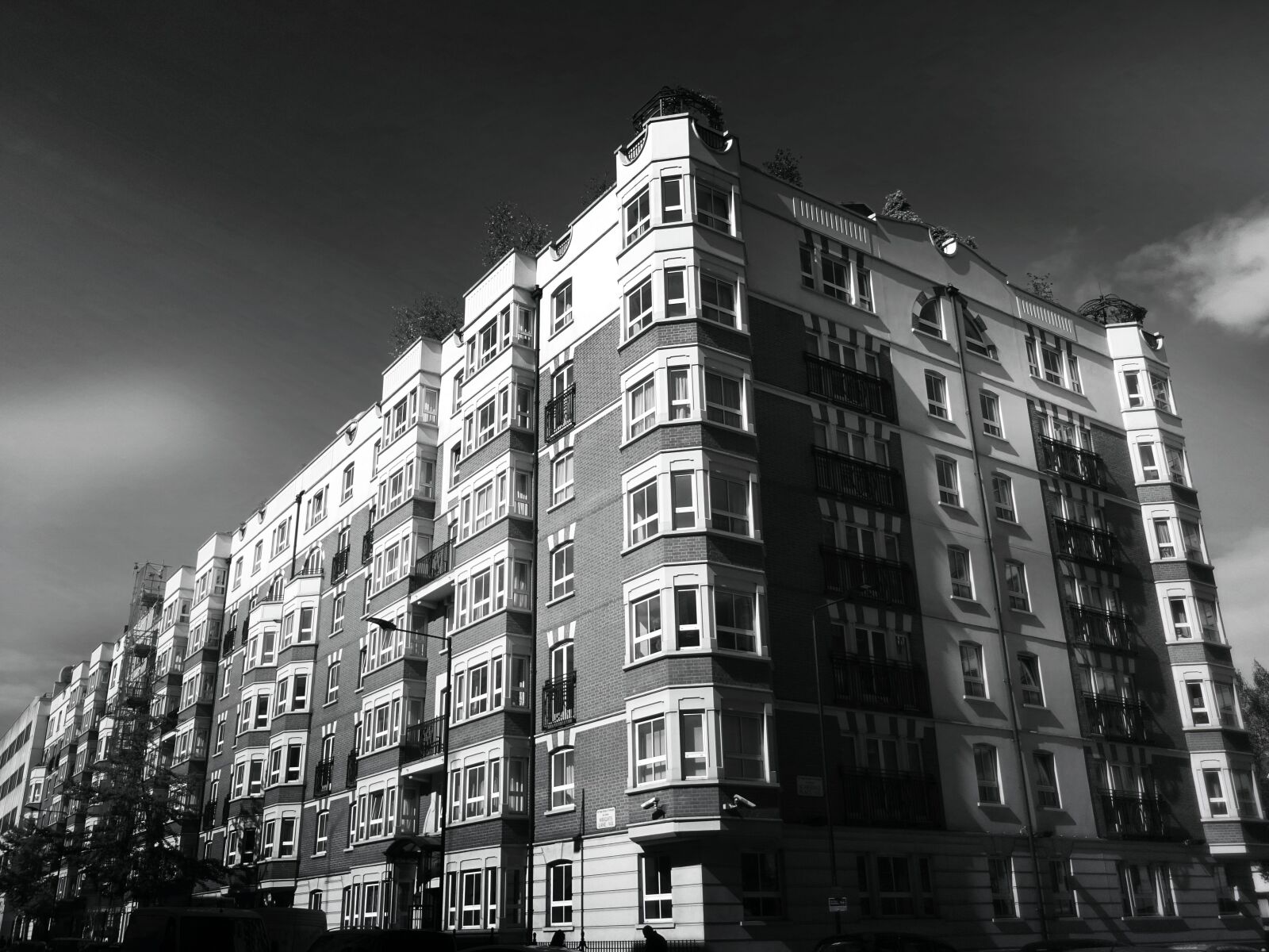 Sony DSC-HX60 sample photo. Apartment, black, and, white photography