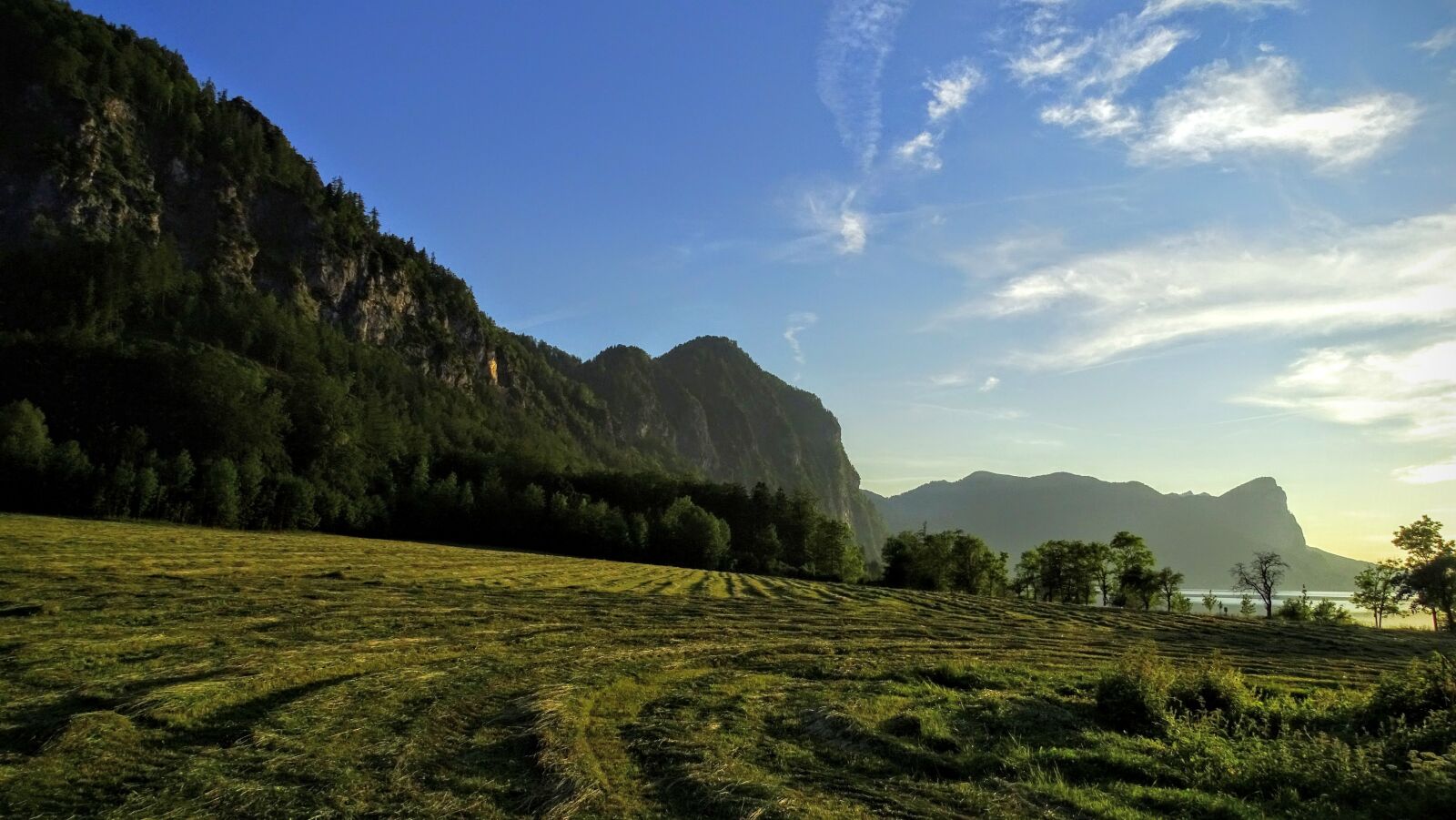 Sony Cyber-shot DSC-HX400V sample photo. Mondsee, salzkammergut, mondseeland photography