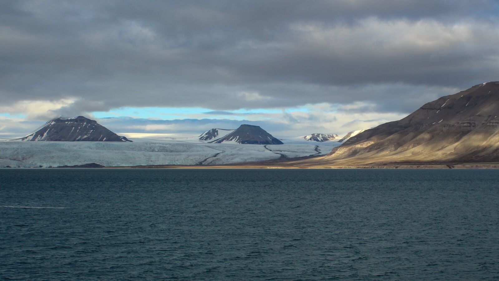Canon EF 28-80mm f/3.5-5.6 sample photo. Spitsbergen, scandinavia, glacier photography