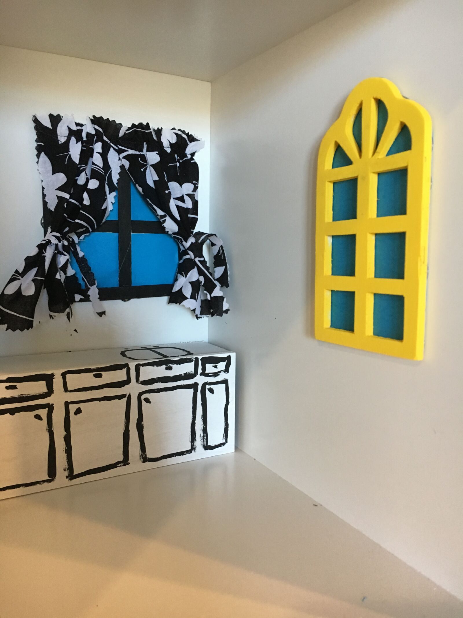 Apple iPhone 6s sample photo. Doll house, dolls, room photography