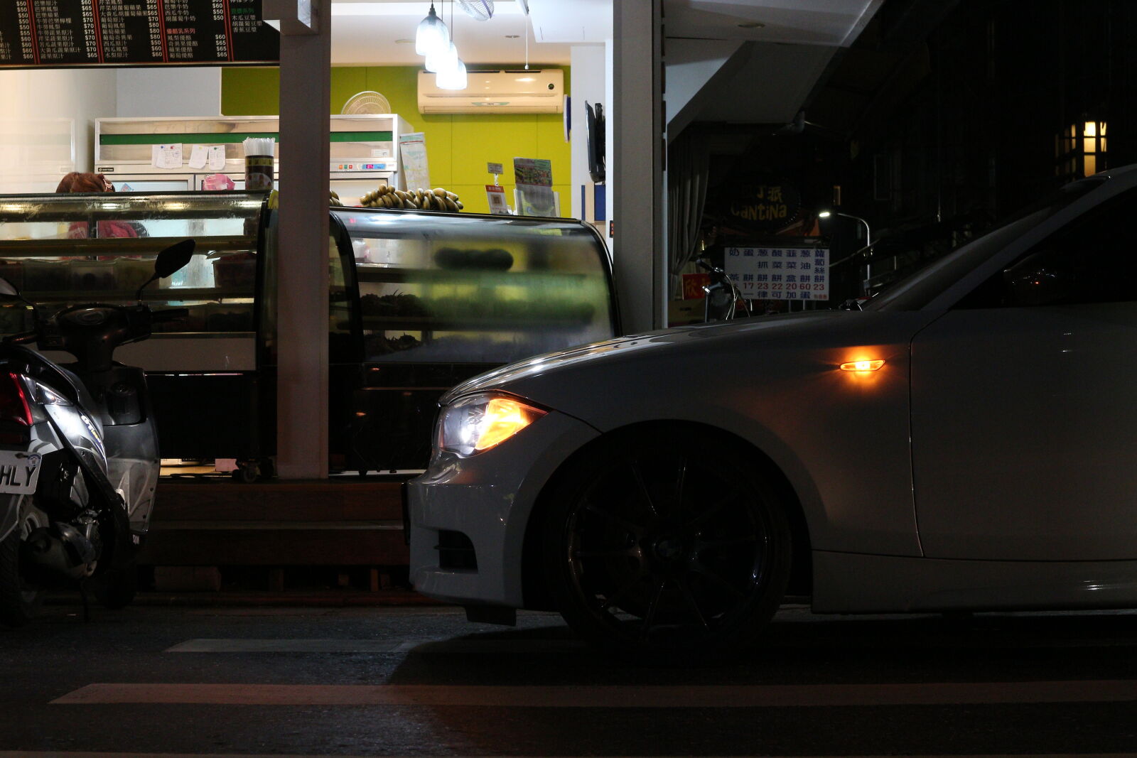 Canon EOS M sample photo