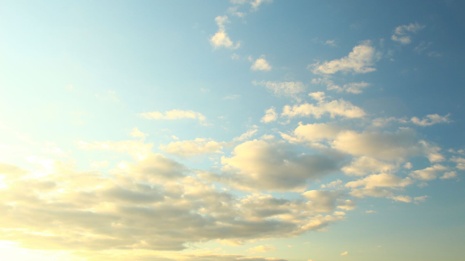 Canon EOS 4000D (EOS Rebel T100 / EOS 3000D) sample photo. Sky, clouds, weather photography