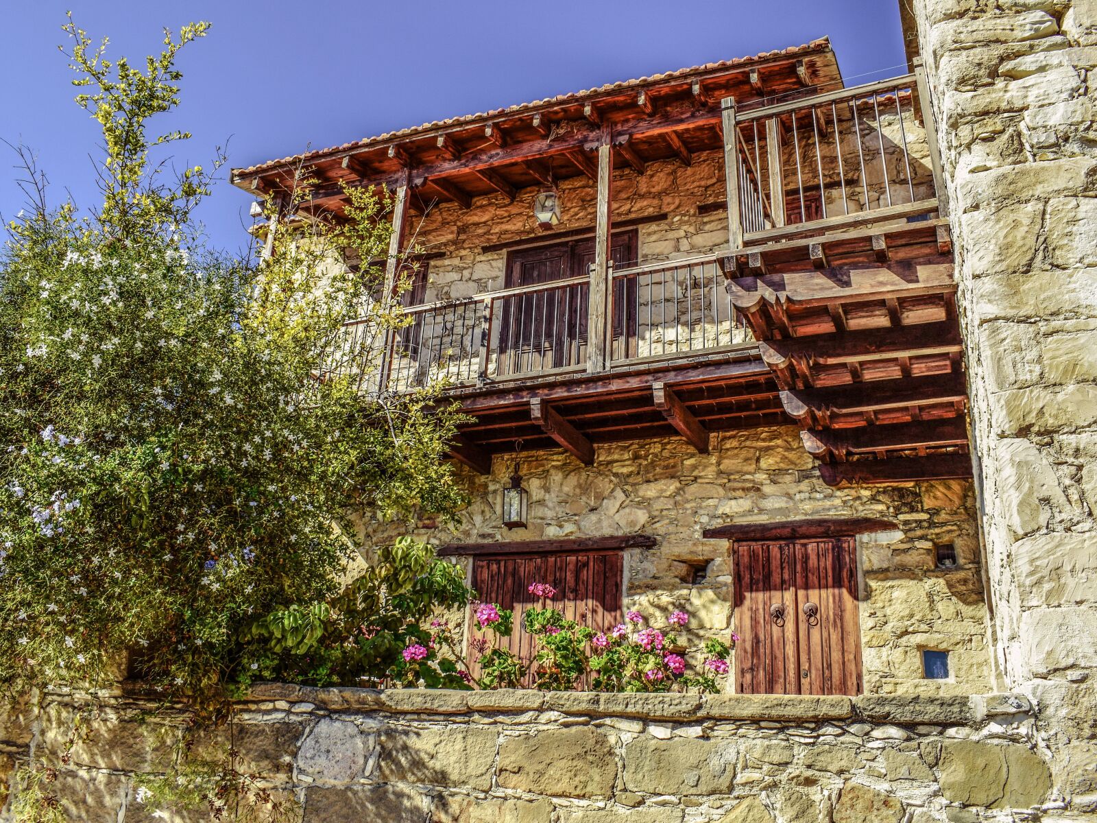 Nikon D3300 sample photo. House, village, architecture photography