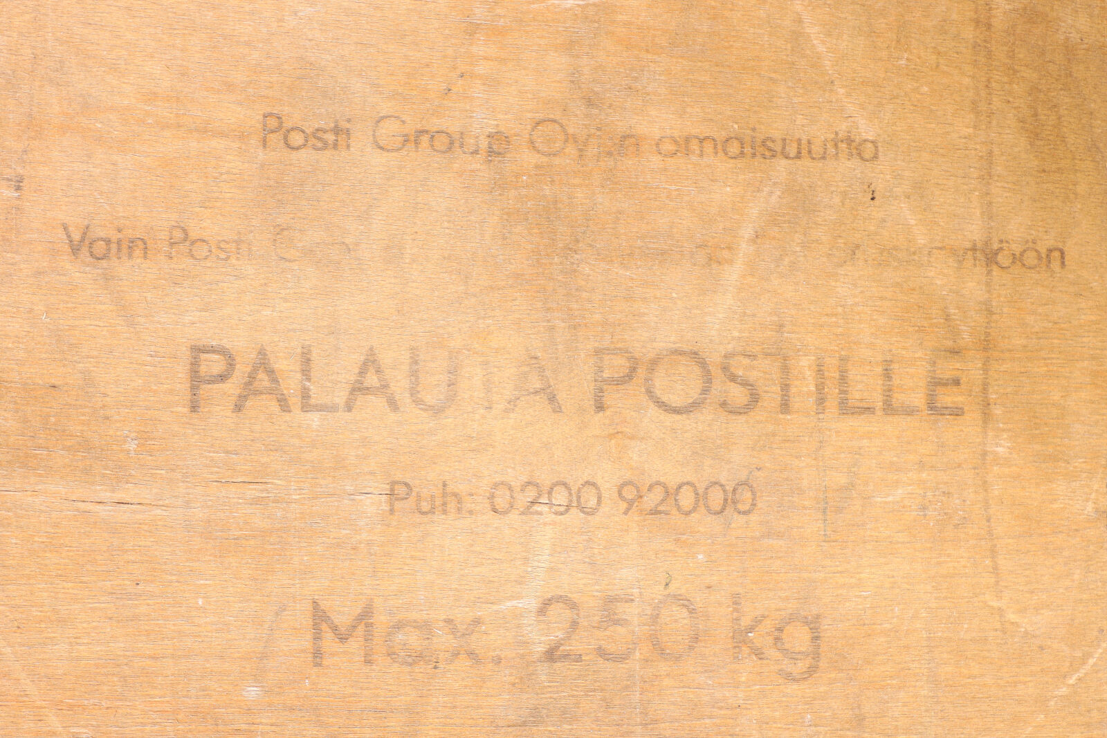 Canon RF 14-35mm F4L IS USM sample photo. Wooden wornout text texture photography