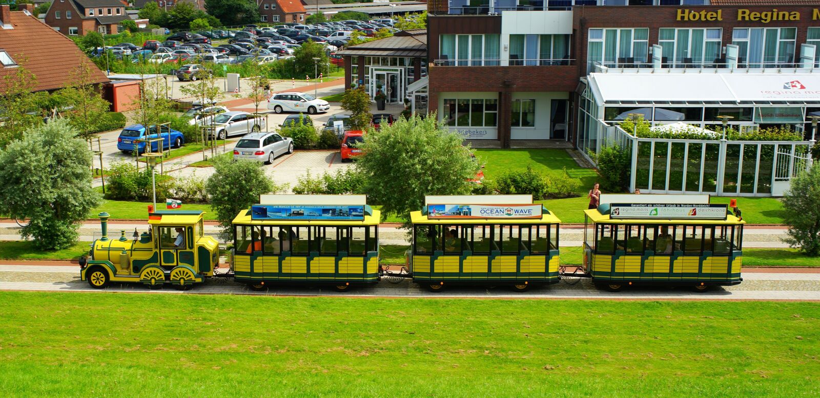 Sony a99 II sample photo. Locomotion, train, tourism photography