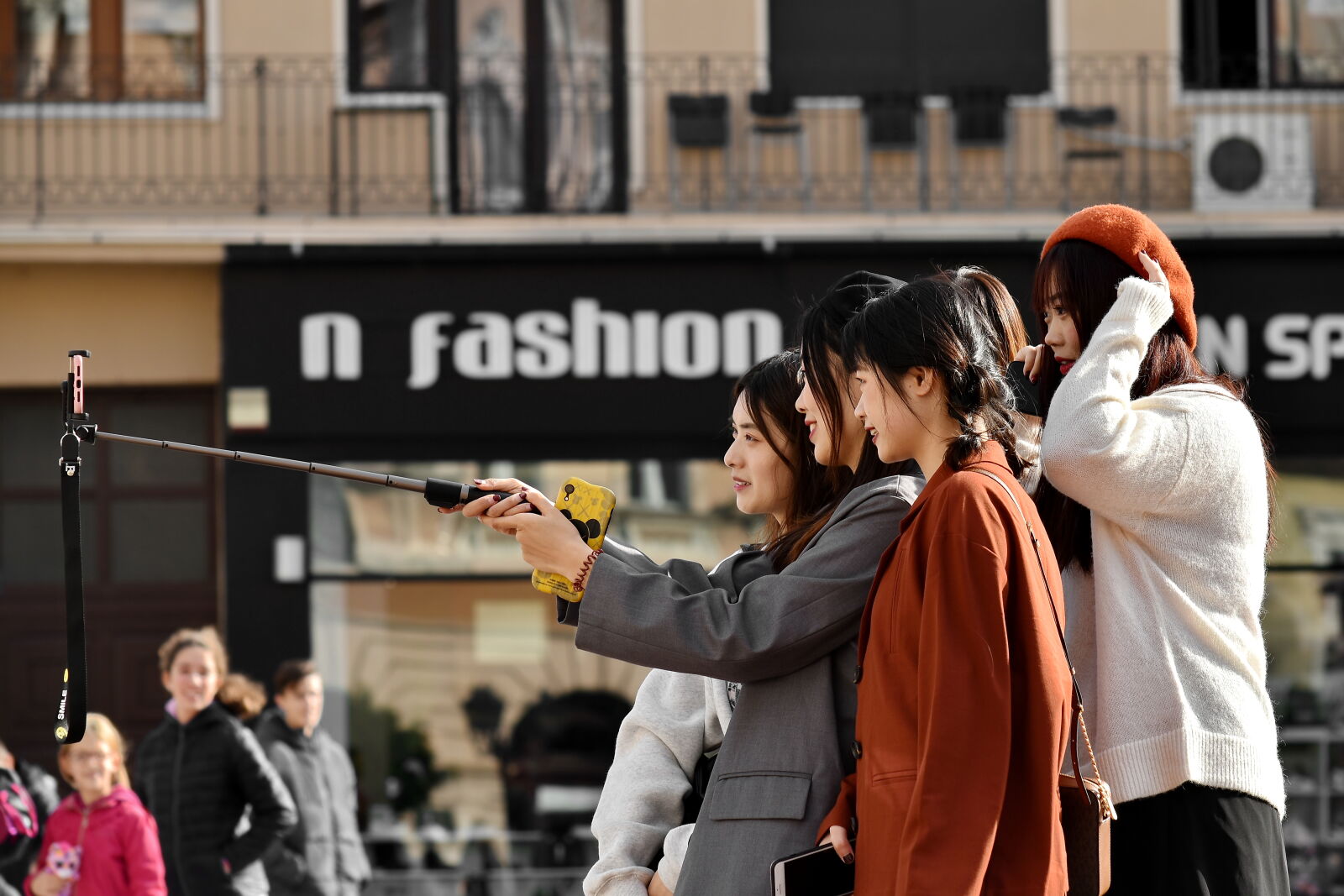 Nikon D5500 sample photo. Group, spectator, street, togetherness photography