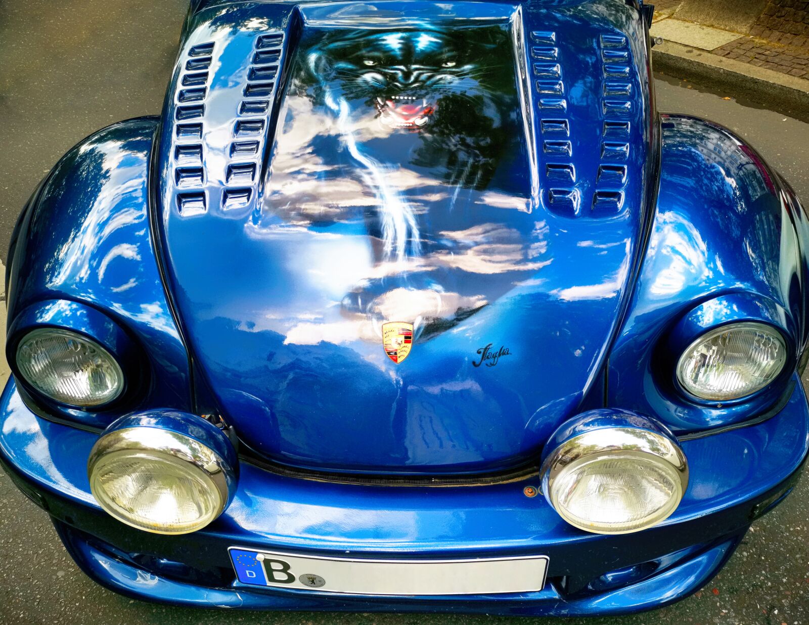 HUAWEI Mate 20 Pro sample photo. Vw, beetle, volkswagen photography