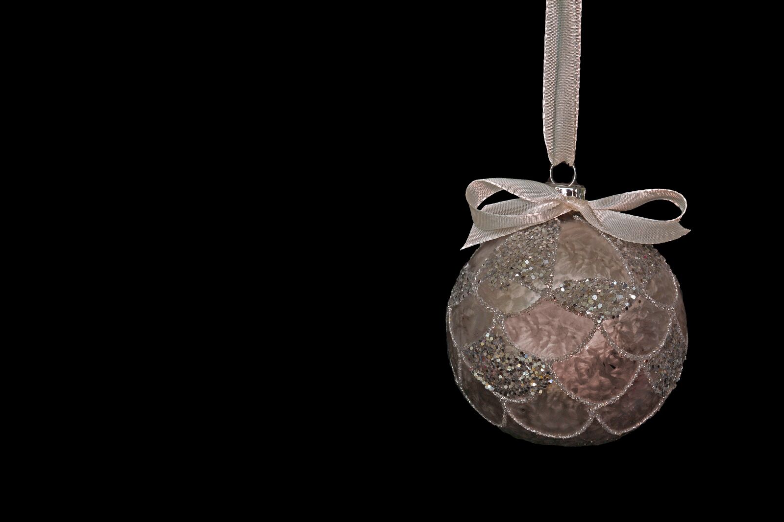 Nikon D7100 sample photo. Christmas bauble, christmas, christmas photography