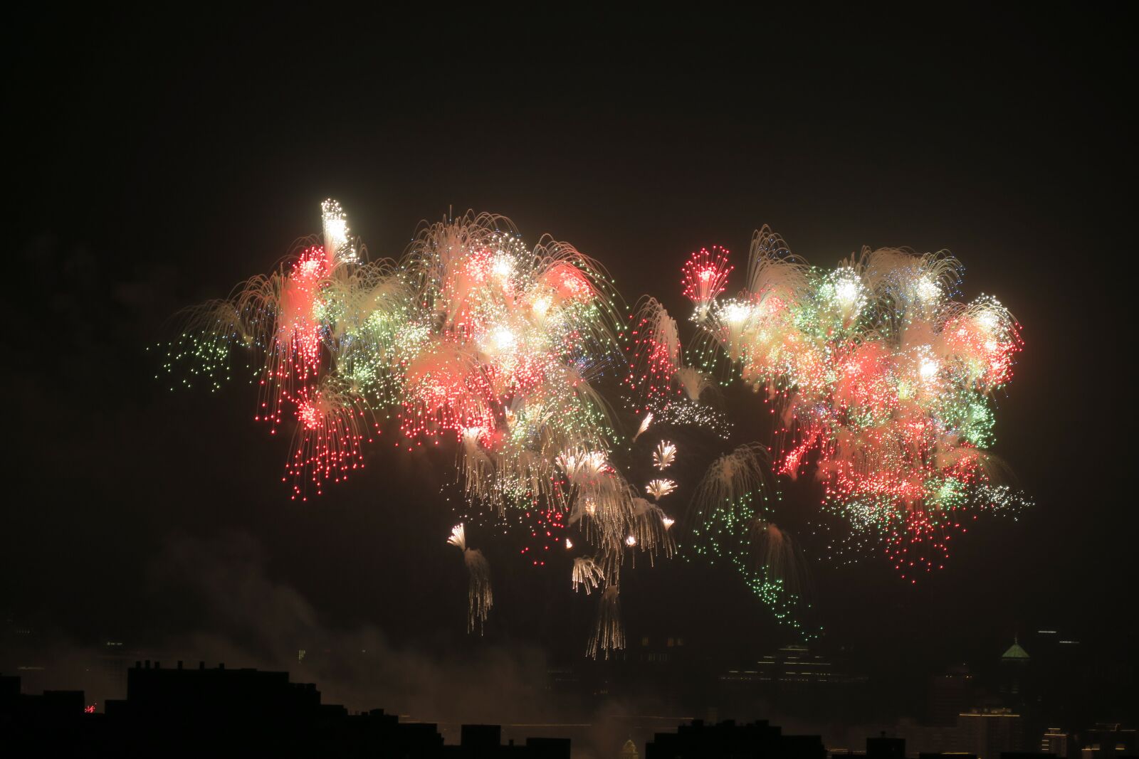 Canon PowerShot G3 X sample photo. China, firework, fireworks photography