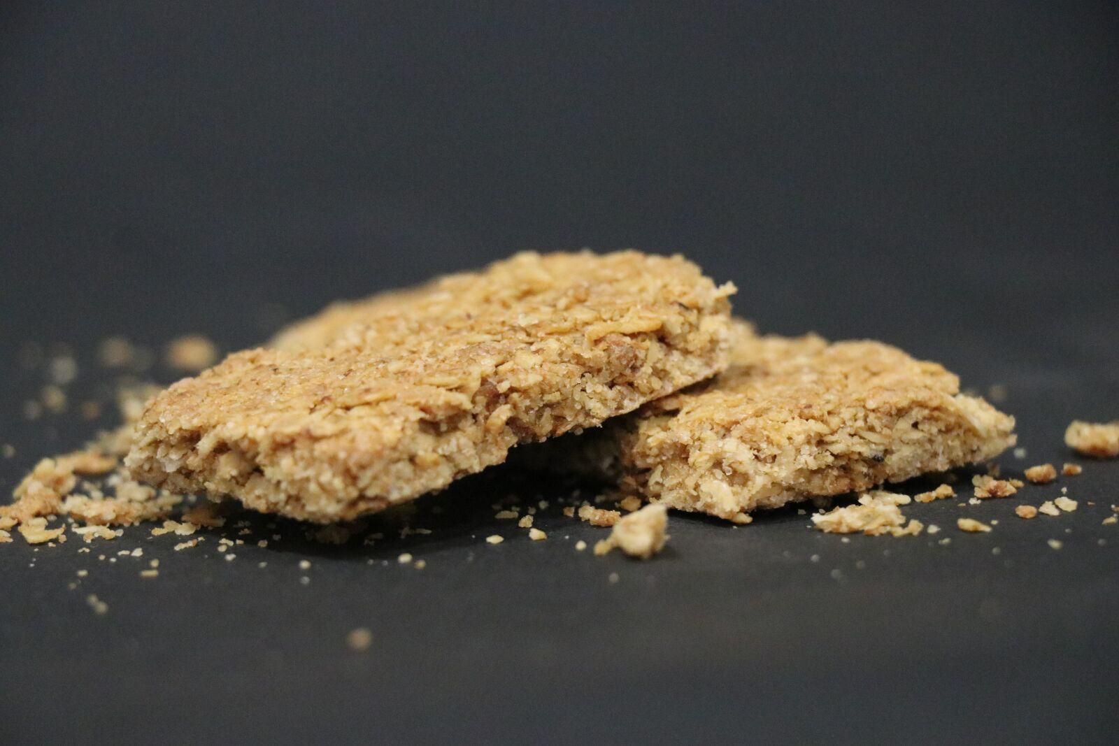 Canon EF-S 18-135mm F3.5-5.6 IS USM sample photo. Cereal snack, oatmeal, wheat photography