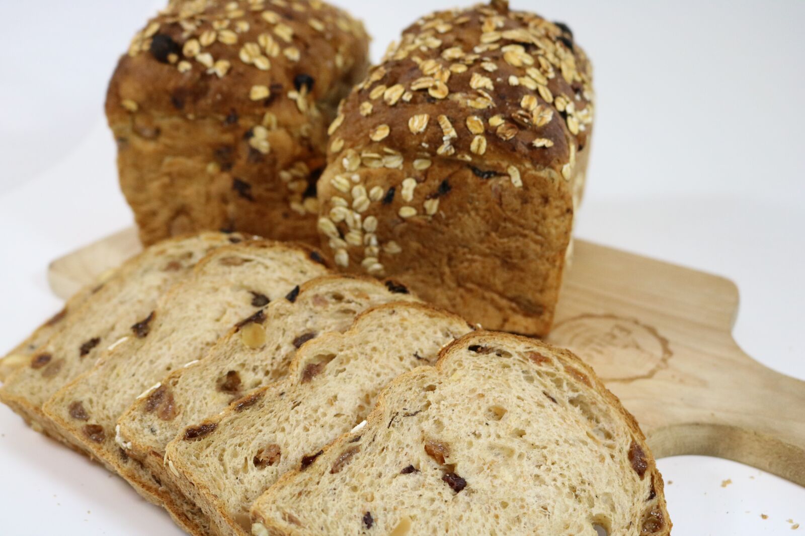 Canon EOS 750D (EOS Rebel T6i / EOS Kiss X8i) sample photo. Meusli, bread, taste photography