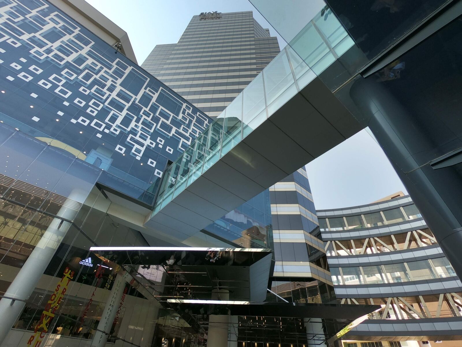 GoPro Hero7 Black sample photo. Bangkok, siam square, building photography