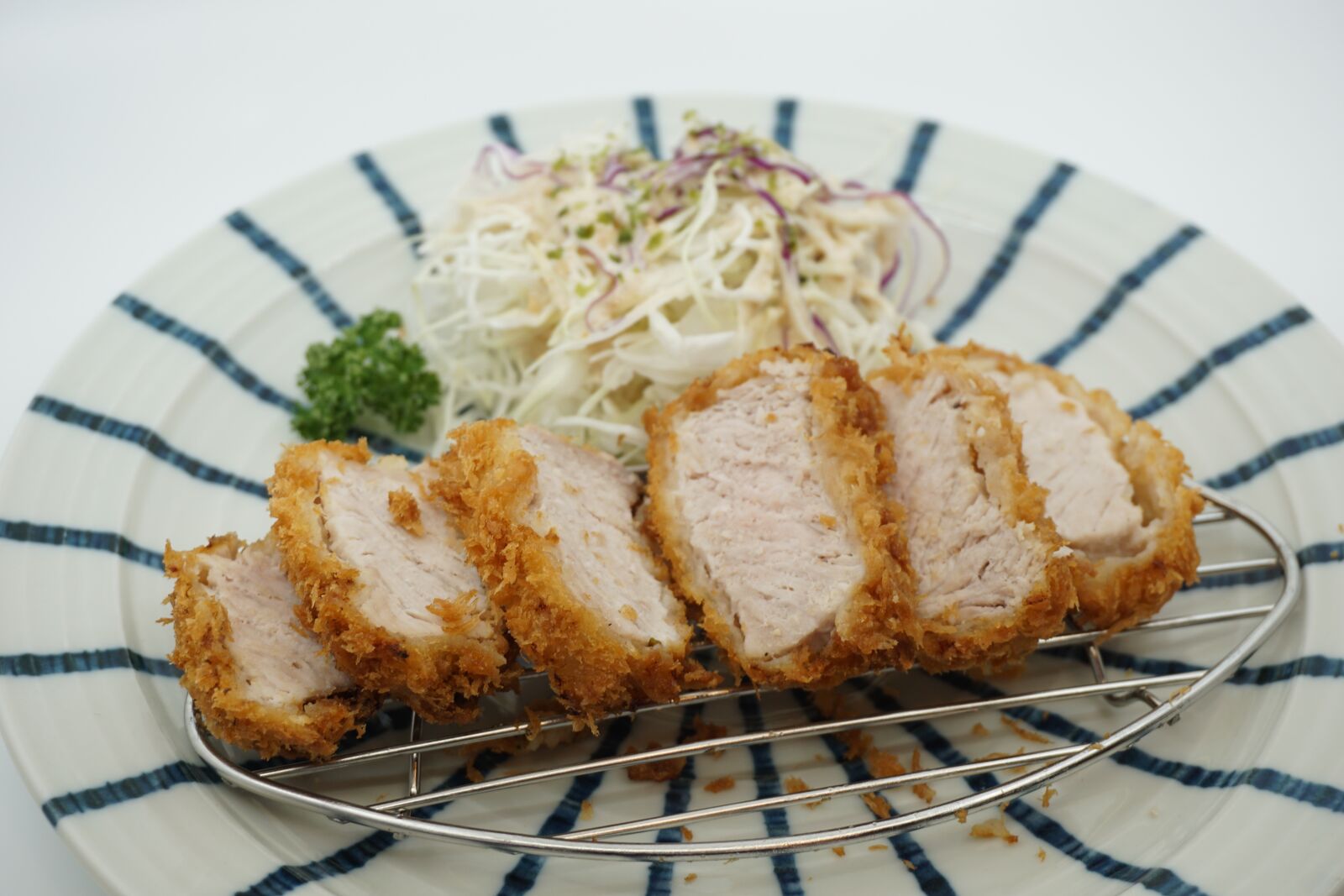 Sony E 16-50mm F3.5-5.6 PZ OSS sample photo. Tonkatsu soup, pork cutlet photography