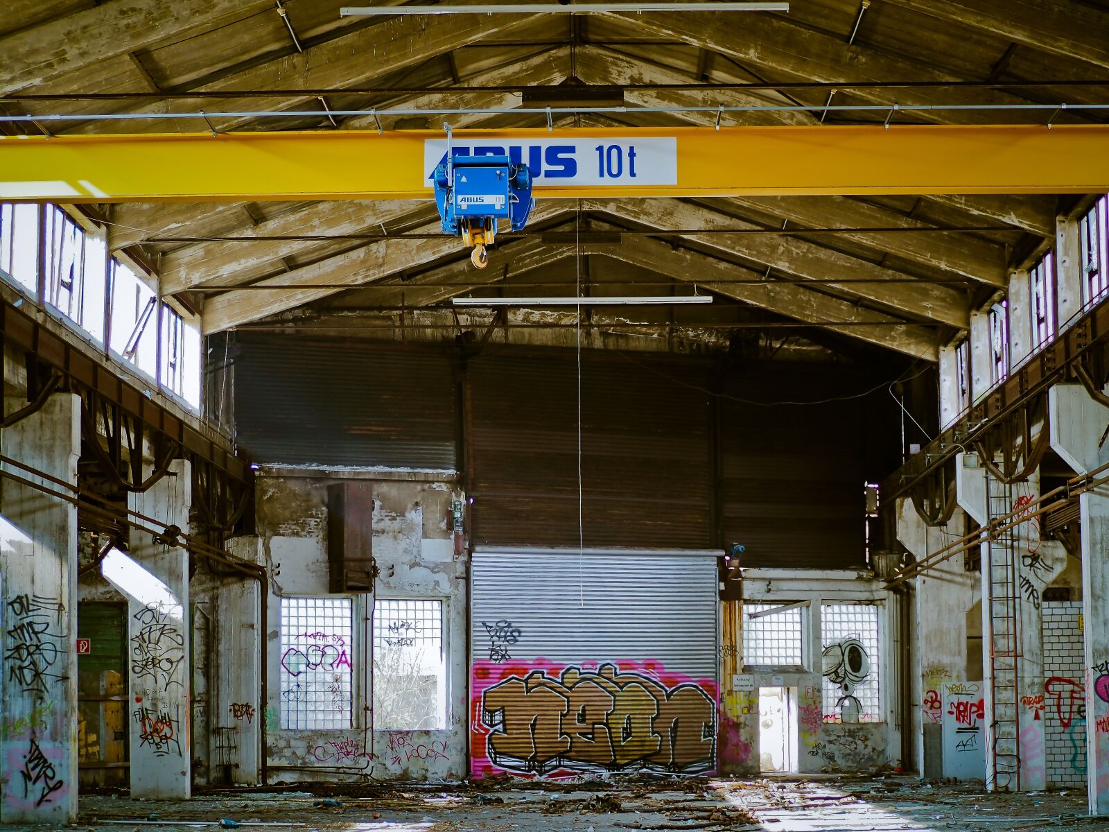 Olympus OM-D E-M10 sample photo. Factory, lapsed, ruin photography