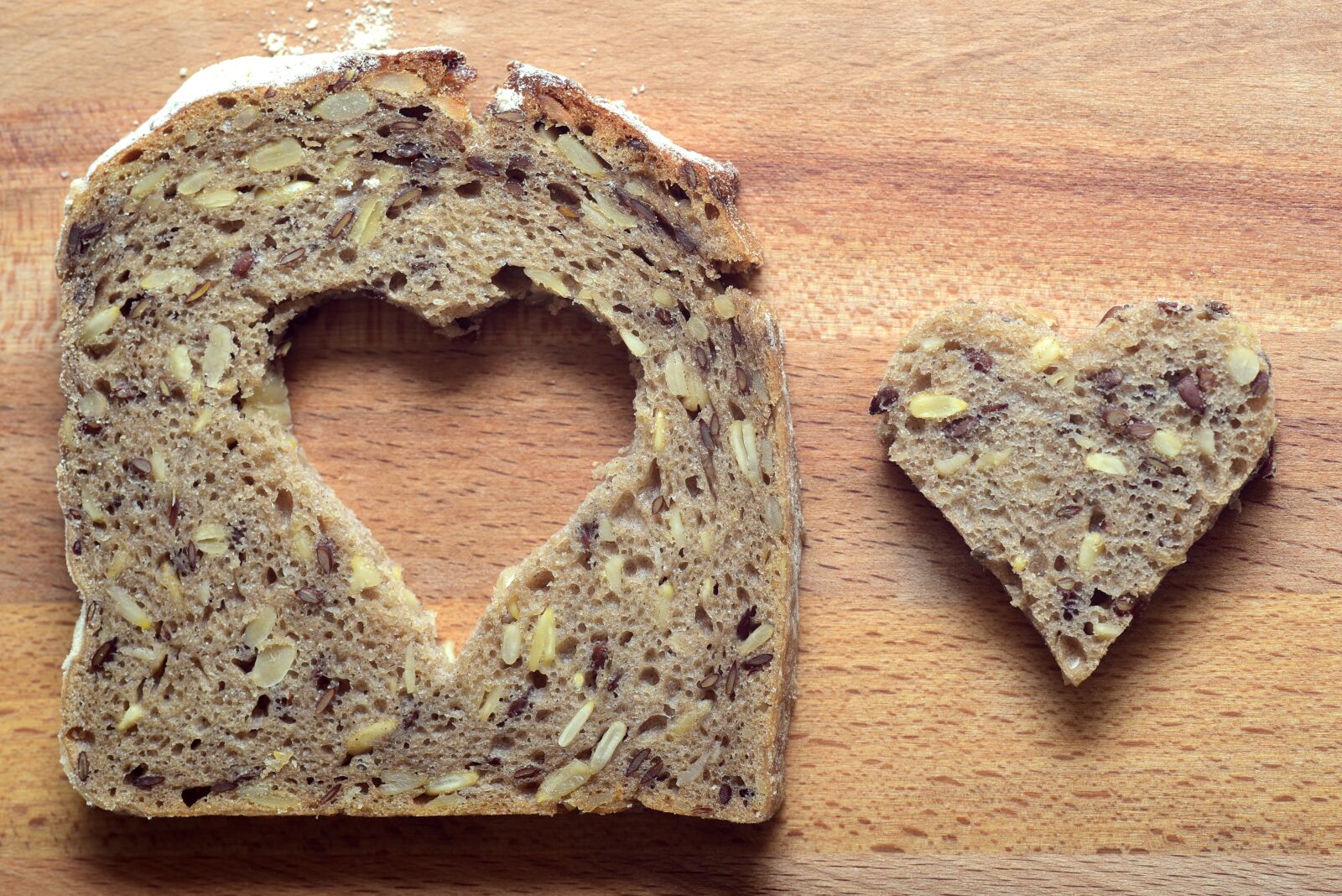 Nikon D750 sample photo. Bread, disc, food photography