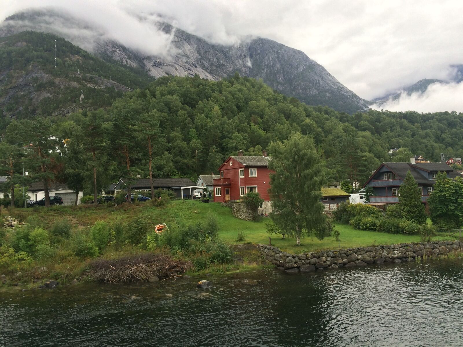 iPhone 5s back camera 4.15mm f/2.2 sample photo. Norway, forest, alpine photography