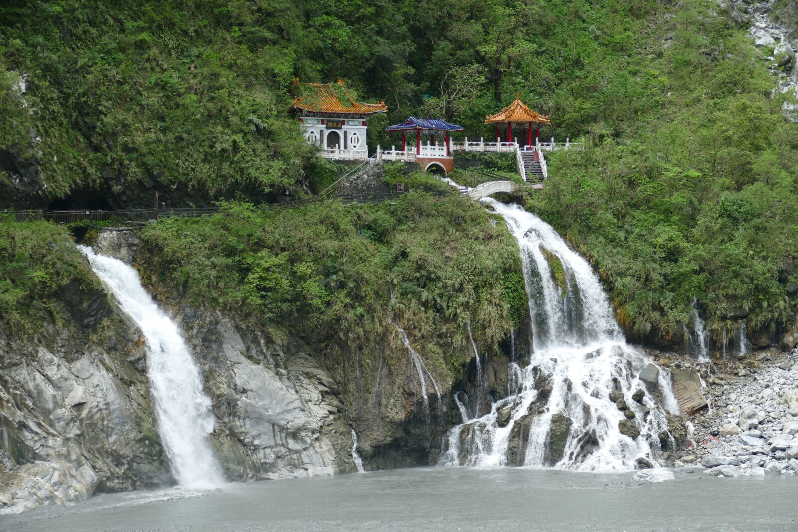 Panasonic Lumix DMC-FZ1000 sample photo. Taiwan, taroko, taroko gorge photography