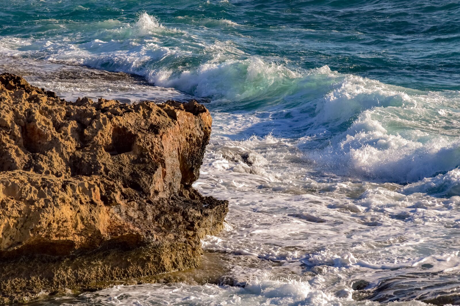 Nikon D3300 sample photo. Rocky coast, rough sea photography