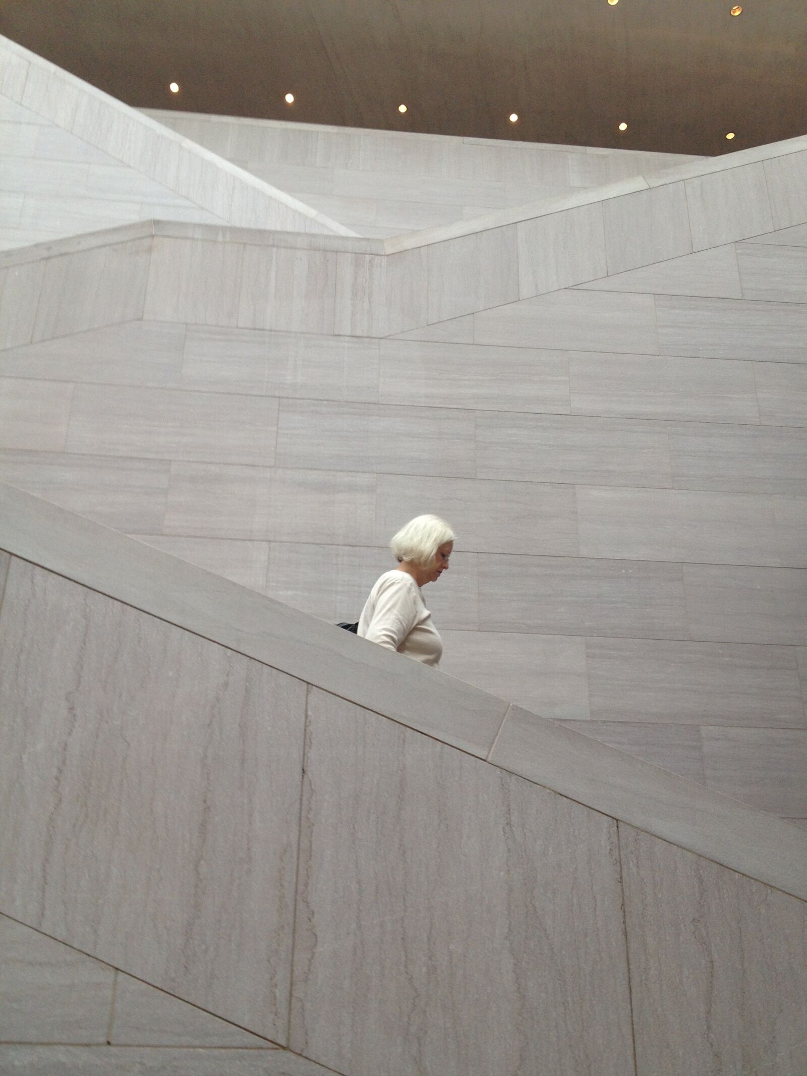 Apple iPhone 4S sample photo. Grandmother, grandparents, museum photography