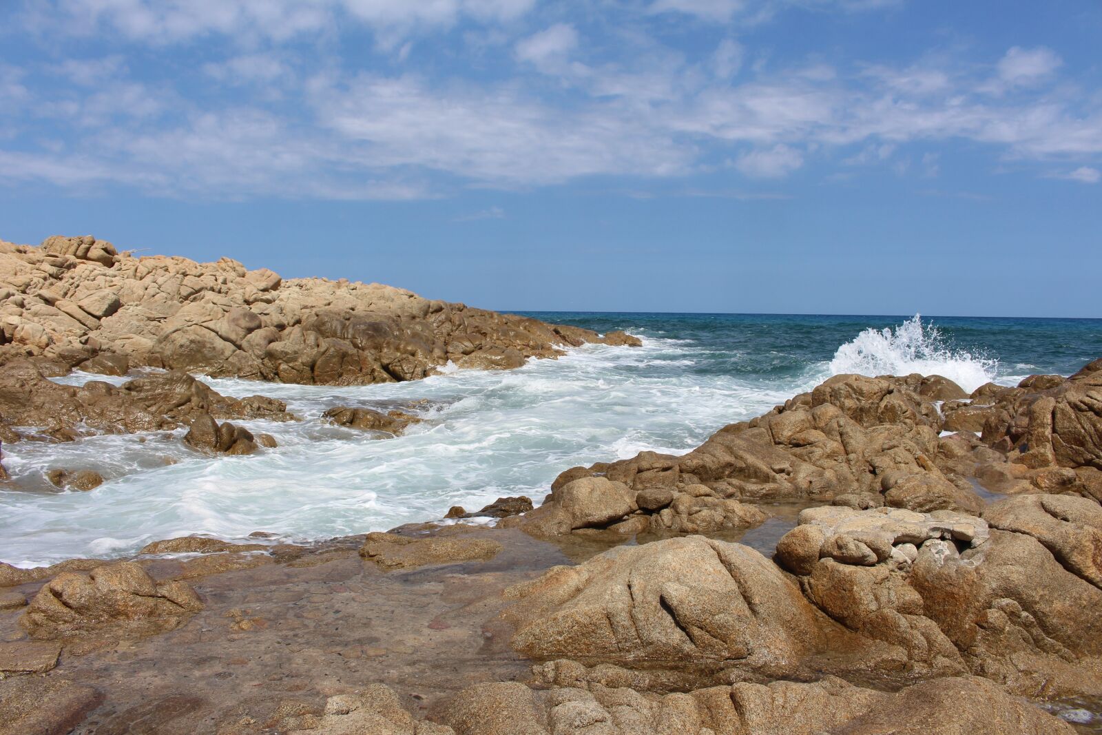 Canon EOS 700D (EOS Rebel T5i / EOS Kiss X7i) sample photo. Sardinia, east coast, mediterranean photography