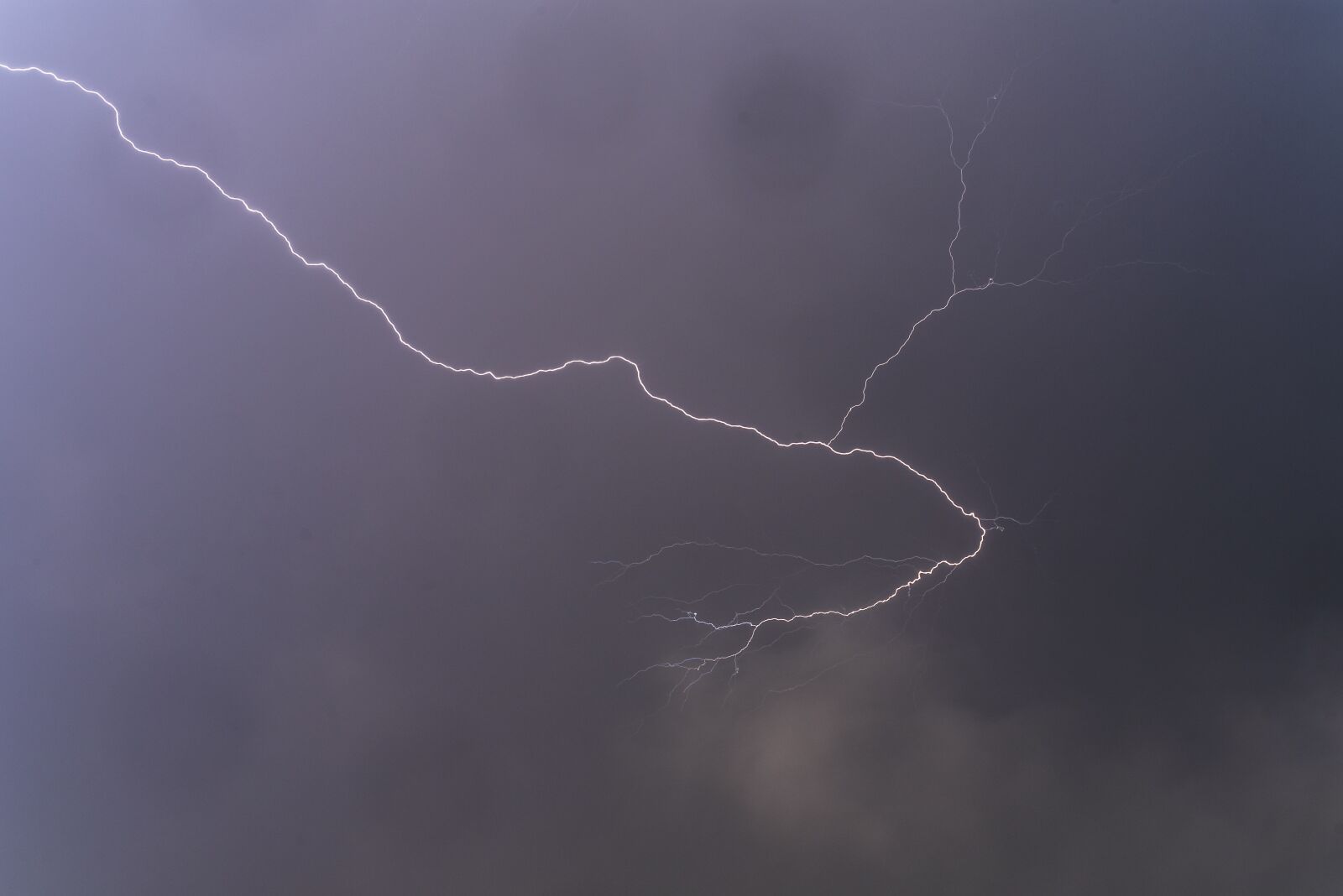 Nikon D750 sample photo. Lightning, flashing lightning, flash photography