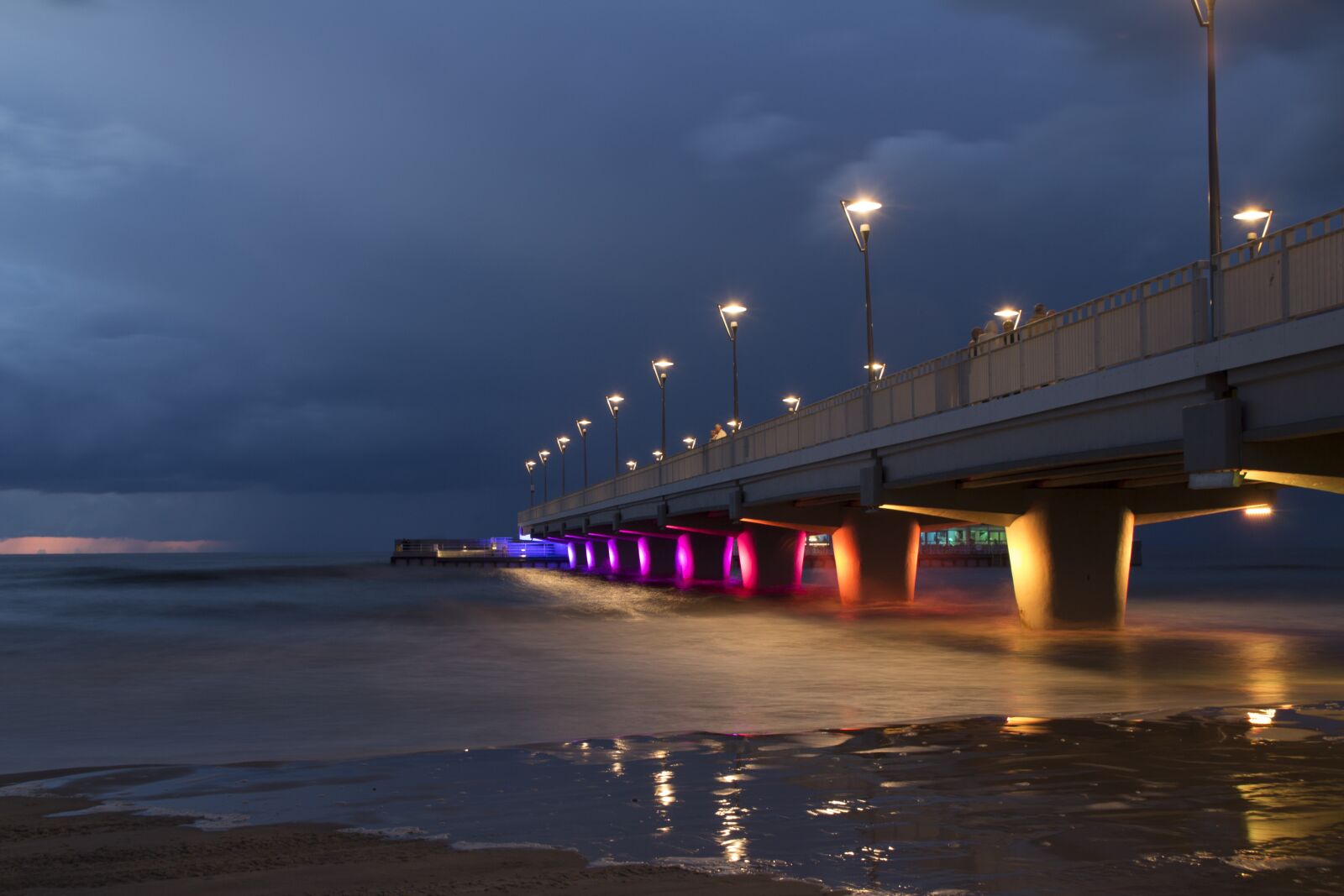 Canon EOS 600D (Rebel EOS T3i / EOS Kiss X5) sample photo. Beach, pier, sunset photography