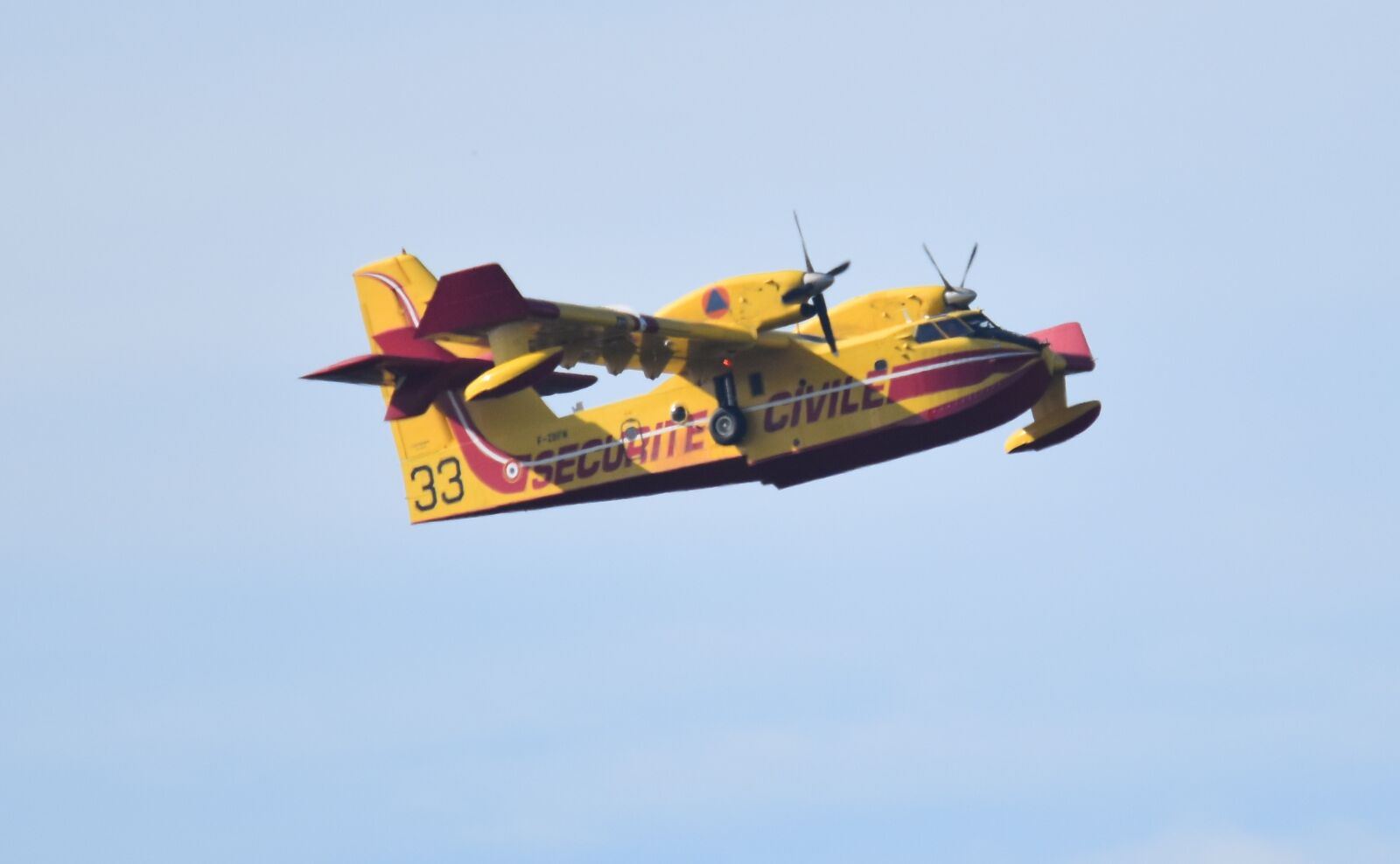Nikon D5500 sample photo. Canadair, airplane, bomber photography